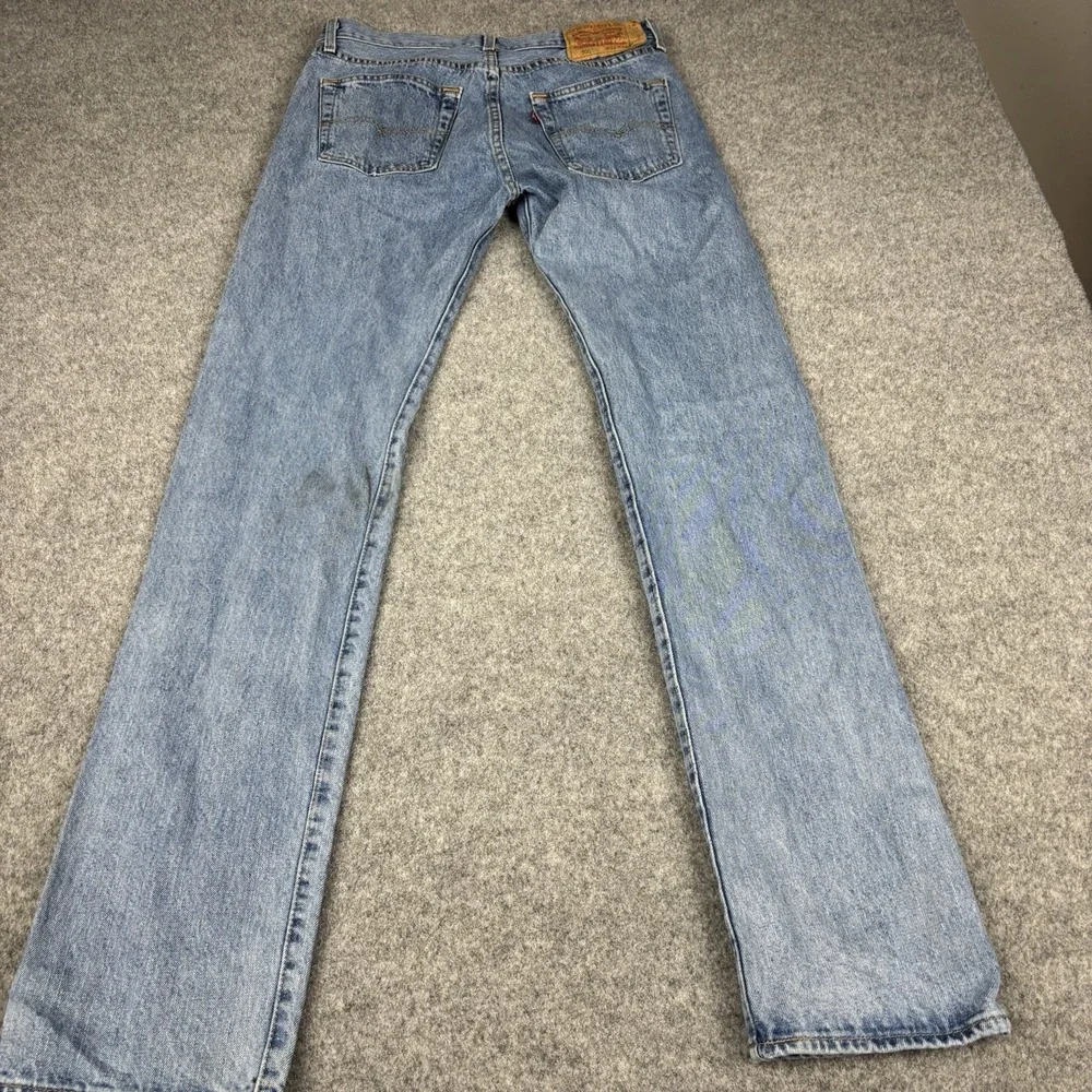 Levi's 501 Jeans Men's 31x36 Button Fly Straight Leg Light Wash Y2K‎ Denim EUC
